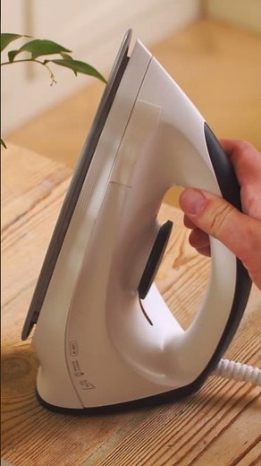 Decorate your clothes with iron-on patches - DIY by Søstrene Grene