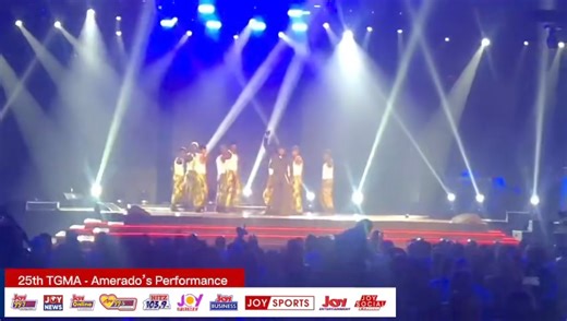 Somebody, please tell Amerado we need this version of ‘Kweku Ananse’ online. What! Sweet performance ☺️ #25thTGMA #joyentertainment | Joy Prime