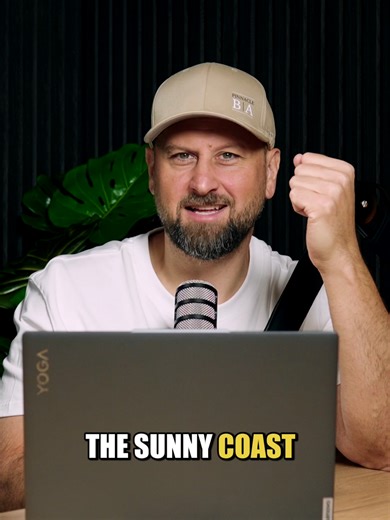 It’s hard to leave once you move to the Sunny Coast — and there’s a reason for that 🌴🌊 Limited supply, interstate & intrastate demand all point to one thing: strong long‑term growth potential 🧠📈 If you don’t have $1.1M–$1.5M for a house, townhouses in pockets like Mudjimba and Dicky Beach in the $700K–$1M range are a powerful way to get a foothold in one of the best lifestyle markets in Australia 🏡 Check out the full episode! - YouTube link in bio #SunshineCoast #PropertyInvesting #QLDPrope