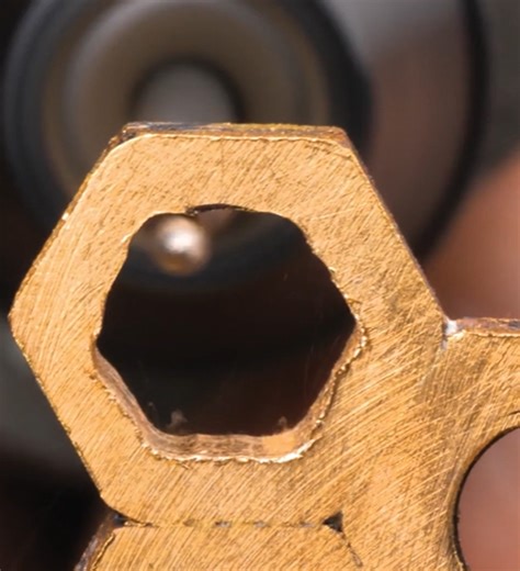 16K views · 39 reactions | Spectacular metal art: Watch these masters creating fashion masterpieces using bolts! | 5-Minute Crafts GIRLY | Facebook