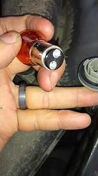 2013 Nissan Rogue Front Blinker Contact Clean