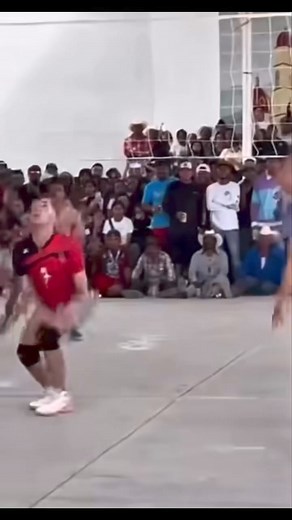 🏐chispa es una loquilla | Careadas H.M