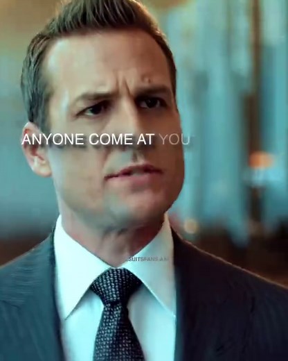 Harvey Specter vs. Mike Ross in Suits | Netflix