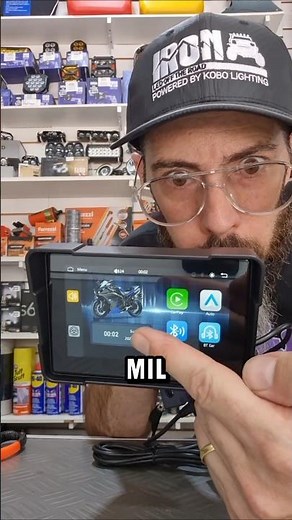 5-inch Android multimedia screen with CarPlay for motorcycles. #motovlog #motorcycles #audio