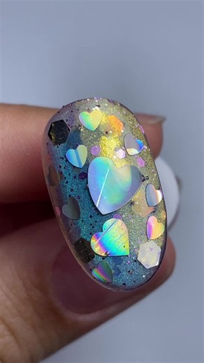 Un diseño utilizando nuestros increíbles productos✨💙 #uñas #nails #mc #mcnails #gel