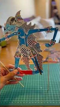 How to make Indonesian traditional shadow puppet called Wayang from paper #wayangkulit