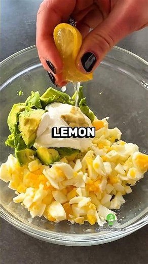 How to make the Avocado Egg Salad 🥑🥚