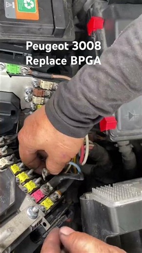 REPLACE BPGA BATTERY CONTROL MODULE PEUGEOT 3008 #automotive #mechanic #peugeot #service #shorts