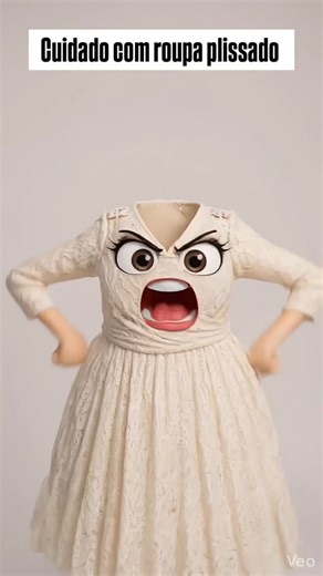 Loja de Roupa Femina |Do P ao Plus on Instagram: "✅ Como lavar roupa plissada (jeito seguro) • Prefira lavagem à mão • Use água fria + sabão neutro • Não esfregue e não torça • Se tiver mancha, limpe só o local com delicadeza 🌀 Pode lavar na máquina? Se a etiqueta permitir: • Coloque dentro de um saquinho de lavagem • Use modo delicado/roupas finas • Centrifugação bem leve ou sem centrifugar 🌬️ Como secar sem estragar o plissado • Não use secadora • Pendure em cabide e deixe secar naturalmente