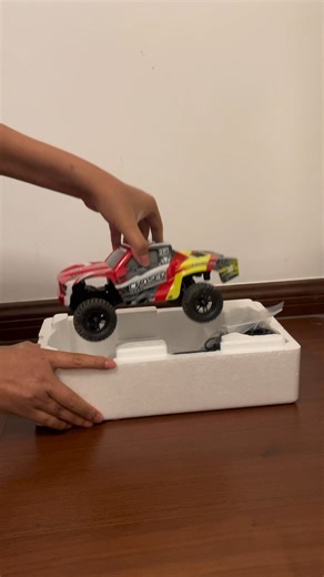 14K views · 119 reactions | Just unboxed the FSC24 Chaser! ️ Fast, fun, and fits anywhere—ideal for quick spins. Don’t miss out on any RC excitement! FMS: https://bit.ly/FSC24Chaser #fmsmodel #FSC24 #FSC24Chaser #rctruck #rchobby #ShortCourseTruck | FMSmodel | Facebook