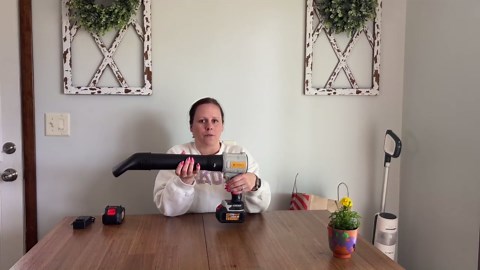 Electric Cordless Leaf Blower - 300000RPM Handheld Leaf Blower - 21V*2 Pcs Batteries and Charger Included, Mini Jet Dry Blower Fan, Leafs Blower for Lawn Care, Patio, Blowing Leaves