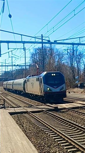 3/28 Amtrak Keystone Service passenger train 666 northbound at Princeton JCT NJ #shorts #viral