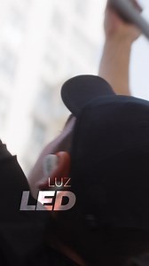 2.1M views · 575 reactions | ‍♀️ Los One Sport Pro son para los que no paran. Con hasta 7 horas de reproducción continua, estuche con 2 cargas extra, resistencia al agua IPX5 y luces LED para entrenar de noche, nada te detiene. Disfruta de sonido abierto con tecnología OWS y un ajuste seguro que se queda contigo hasta la última repetición. Consíguelos en stf.tech | STF.Tech | Facebook