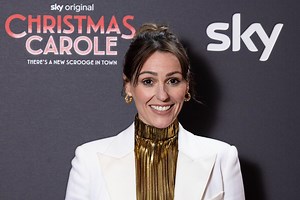 Suranne Jones explains why she has started howling at work - AOL