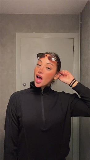 #liamizrahi #thegirlwhovibesinthebathroom #vibe | Vibe Videos