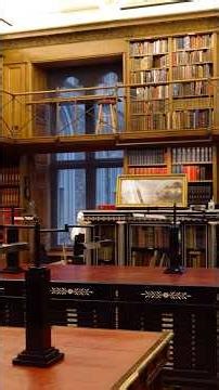 Elizabeth I's walking gallery | What is the history of the rooms that house the Royal Library?