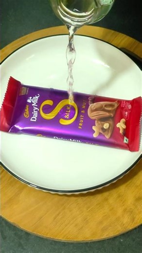 Silk Golden 🍫😋 Dairymilk Bar | #food #shorts #asmr