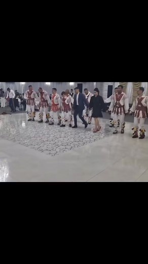 Călușarii de la Stolnici 🇹🇩🕺🏻💃 #calusari #traditie #petrecere #stolnici | Nicolae Nicolas