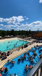 3.6K views · 14 reactions | L'incontournable de l'été! Réservez à La Cache pour vos vacances estivales cette année. En chalet ou dans l'une de nos confortables chambres, notre piscine-plage, la terrasse les pieds dans l'eau, la piscine de l'hôtel et le Biergarten feront de vos vacances des moments inoubliables! 朗 | La cache à Maxime | Facebook