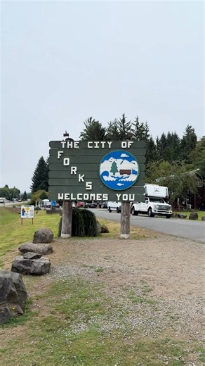 We're on track for 2025 to be our biggest tourism year EVER! Want to be among the people who make that record-breaking number of visitors possible? There's still plenty of time left in the year to stop by! | Discover Forks Washington