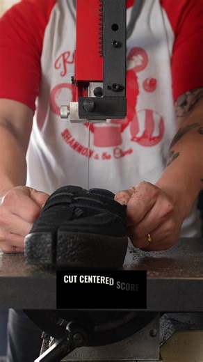 Cutting open the @lastresortab VM005 loafer/ skate shoe in half. See how it fares against the rest of the skate slip-ons on the market on the YouTube channel now! [1]