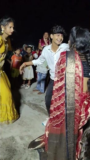 rah jaega sab kam ho kamao 💕💕💕💕#dancequeen #yt_shorts #viralvideo