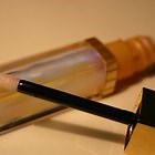 How to Remove Lip Gloss Stains From Clothing