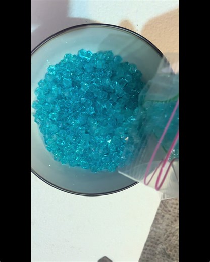 Meet The Layla Bag 💃 She moves without trying. Speaks without raising her voice. Knows that presence is louder than performance. The Layla Bag was shaped for that kind of woman, effortless, intentional, and unmistakably her. My Queens, this one is for you! Layla is available in different colors. It is also available in large. It comes with an inner pouch. And can be custom made to your preference 💰 Price ₦ 35,000 🧵Strictly handmade ⏳Order takes 5-10 working days 🚚 Worldwide Delivery 📩Send a