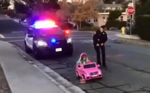 警察叔叔那些有趣的搞笑瞬间