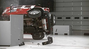 Jeep Wrangler Flips Over, Again, In New 2022 IIHS Crash Test