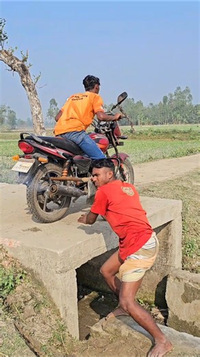 What did the boy put on the bike wheel?