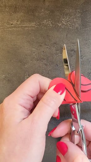Bricolage pour les enfants : Flocon de cœurs
