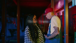 29K views · 392 reactions | You should come through tonight, I'm chilling on the Westside boo  Watch the official video for HER Music's "Come Through" feat. Chris Brown ↓ : https://smarturl.it/xComeThrough | RCA Records | Facebook