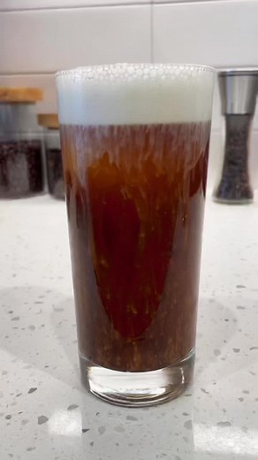 Refreshing Cold Brew vs Iced Coffee: A Guide