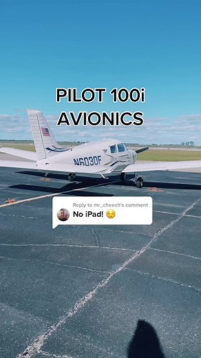 Exploring the Advanced Avionics of the Piper Pilot 100i
