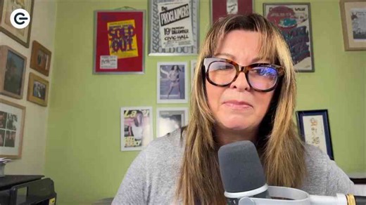 The Pebble Smartwatch Makes a Quiet Return