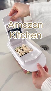 This salad chopper is so much more versatile than I thought it would be! It has 8 different blade attachments for chopping, slicing and grating veggies, fruit and cheese. I sliced the onion at the end just to show its versatility 😊 #saladmaker #coolgadget #amazonhome #amazonkitchenfinds #salad
