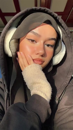 Discovering My Unique Heterochromia: Central Heterochromia vs Hazel
