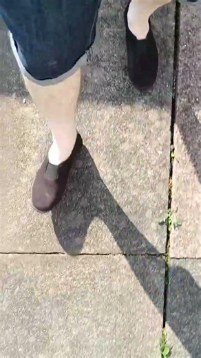who remembers wearing school plimsolls like this at school for p e me wearing mine whilst it's hot