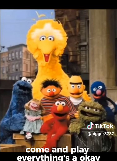 Terrifying Reversed Sesame Street Song