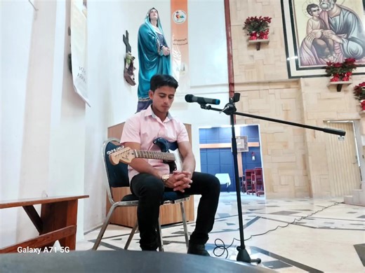 #Musica Debemos hacer como las olas del mar que hace de cada retroceso un nuevo punto de partida .... Feliz día!