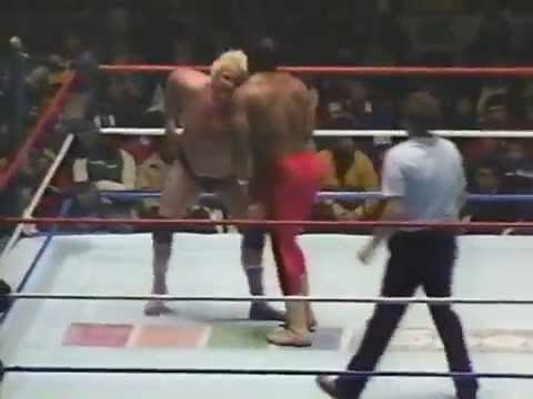 Tony Atlas vs Adrian Adonis