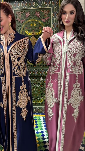 Video's van Arabic Dress (@arabicdress) met original sound - Arabic Dress