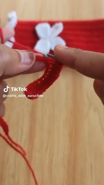 Full tutorial video Available on my YouTube channel 🥰Go and watch full tutorial video 🥰#fingerlessgloves #crochet #smallbusiness #fyp #pinterestinspired