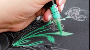 Amazon.com: Tulip Opaque Fabric Markers, Bright Blue