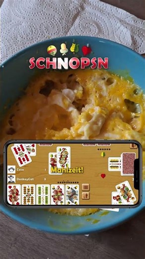 A round of Schnapsn while cooking honey scrambled eggs? #schnopsn #schnapsen #comedy #fun