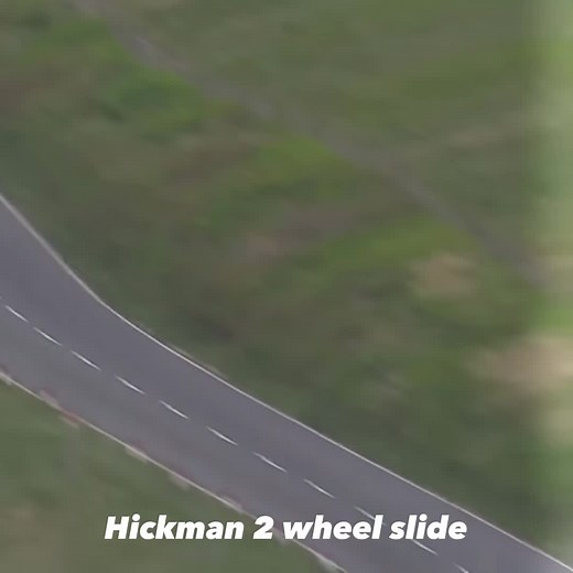 Isle of Man TT Race: Bike accidents and thrilling moments