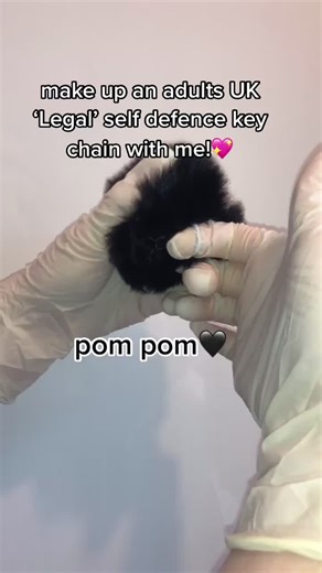 #uk #selfdefensekeychain #CreatorRevolution #destinationdepop #BOSSUpYourGame #safety #fyp #keychain #foryou #selfdefense #xyzbca #xyz #fypfypfyp