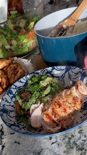 Learn to make your own mixed spices and life would be rather delicious! Chicken Spice mix🧂 2 tbsp salt 🧂 1 tsp pepper 🧂1 tsp paprika 🧂1 tsp onion powder 🧂1 tsp garlic 🧂1 tsp chili flakes 🧂1 tsp oregano 🧂1 tsp citric acidMix and pot! 😉#Spices #ChickenSpice #EasyRecipe #FYP #Chef #Cooking | Summers Homemade Meals