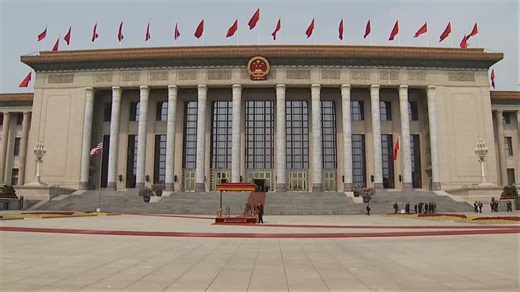 【习特会有哪些成绩单？】5月14日，白宫发表声明：川普总统与中国国家主席习近平举行了一次良好的会晤。双方讨论了加强两国经济合作的方法，包括扩大美国企业中国市场的准入，以及增加中国对美国产业的投资。美国许多大型企业的领导人参加了部分会议。两国领导人还强调，需要在阻止芬太尼前体流入美国方面进一步取得进展，同时增加中国对美国农产品的采购。双方一致认为，霍尔木兹海峡必须保持开放，以保障能源自由流通。习近平主席也明确表示，中国反对霍尔木兹海峡军事化，以及任何针对该海峡通行征收费用的做法。习近平还表示，有兴趣购买更多美国石油，以减少中国未来对霍尔木兹海峡的依赖。两国一致认为，伊朗绝不能拥有核武器。根据上面的内容，白宫公布的习特会成绩单，包括：•中美经济合作•美国企业准入中国市场•中国增加对美投资• 芬太尼前体问题• 中国采购美国农产品• 霍尔木兹海峡开放问题• 中国反对海峡军事化和收费• 中国购买更多美国石油• 伊朗不得拥有核武器主要是大方向和合作意向，暂时没有具体内容！
